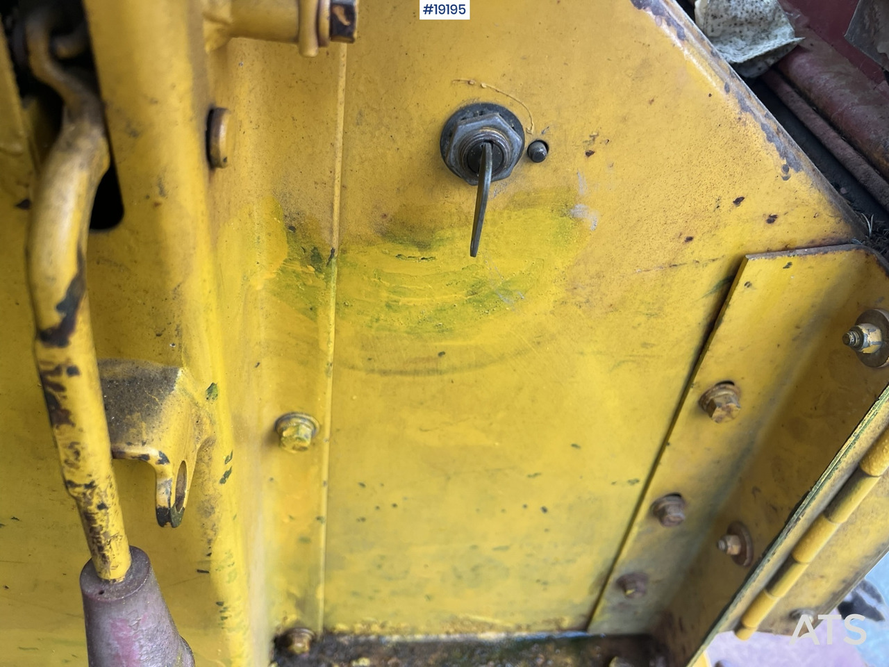 Bulldozer Caterpillar D5B: foto 30