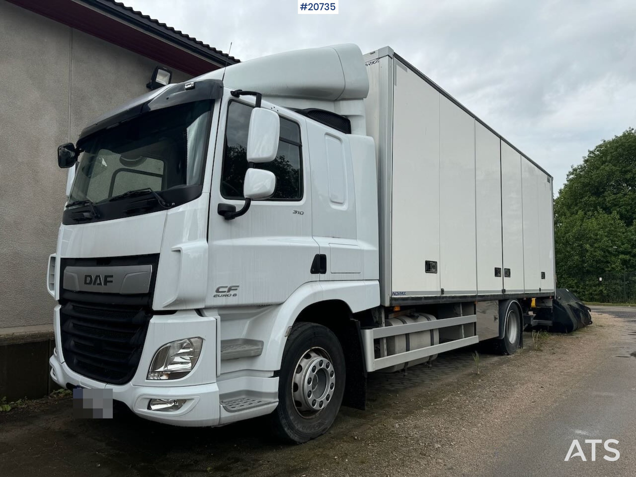 DAF CF310 - Camión caja cerrada: foto 1 DAF CF310 - Camión caja cerrada: foto 1