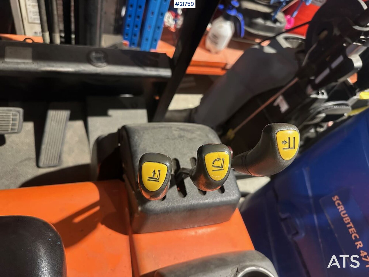 Daewoo B20T truck m/ 4,5 m løftehøyde - Góndola rebajadas semirremolque: foto 4 Daewoo B20T truck m/ 4,5 m løftehøyde - Góndola rebajadas semirremolque: foto 4