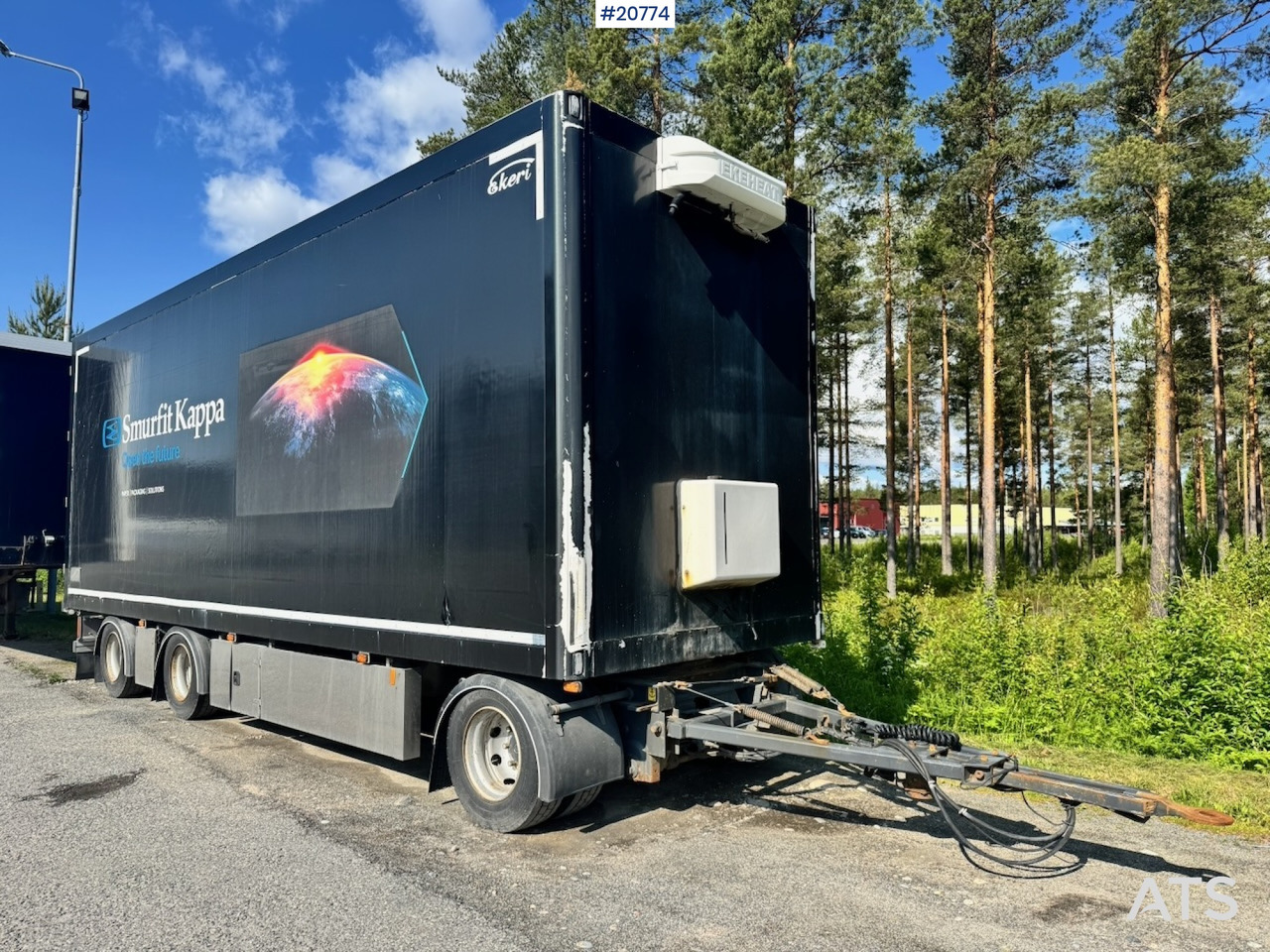 Ekeri skapslep - Caja cerrada remolque: foto 1 Ekeri skapslep - Caja cerrada remolque: foto 1