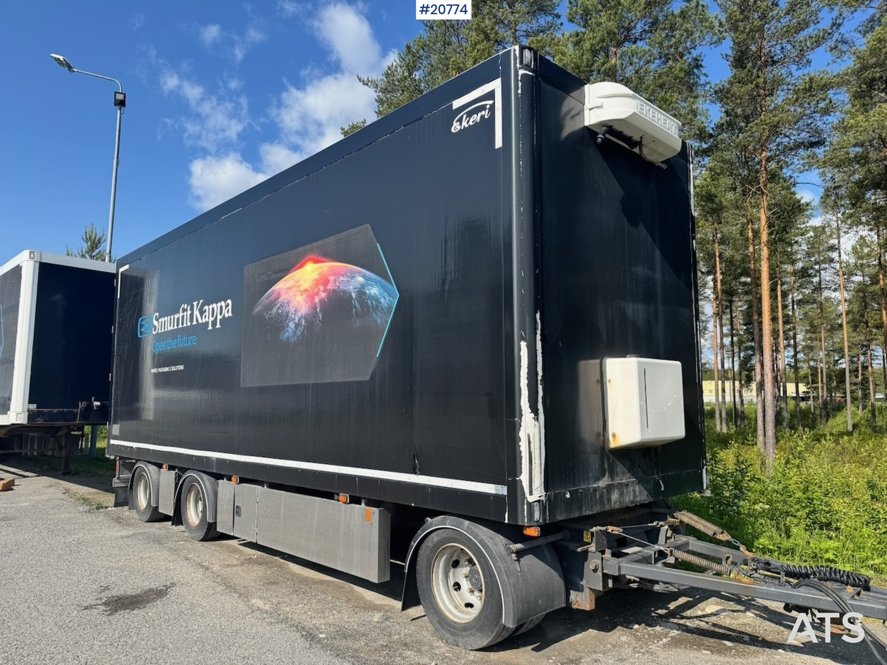 Ekeri skapslep - Caja cerrada remolque: foto 2 Ekeri skapslep - Caja cerrada remolque: foto 2