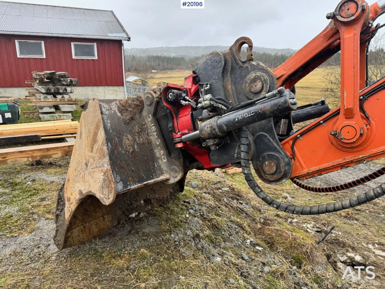 Excavadora Hitachi ZX190 LC-6: foto 32 Excavadora Hitachi ZX190 LC-6: foto 32