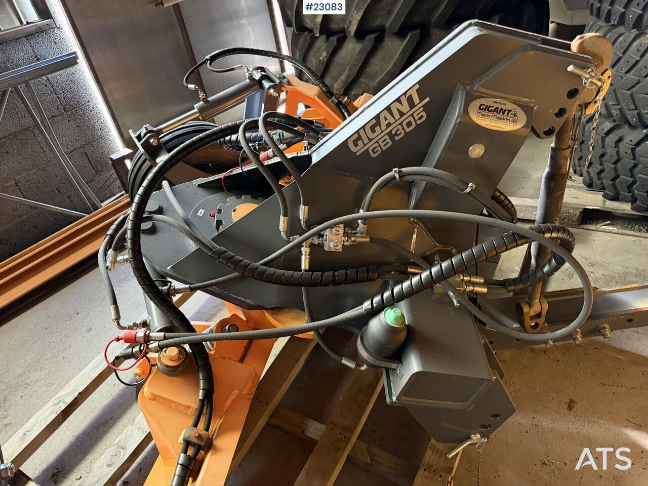 Gigant GB-305 bakskjær - kraftig hydraulisk veghøvel/planeringsskjær - Implemento para Maquinaria de construcción: foto 4 Gigant GB-305 bakskjær - kraftig hydraulisk veghøvel/planeringsskjær - Implemento para Maquinaria de construcción: foto 4