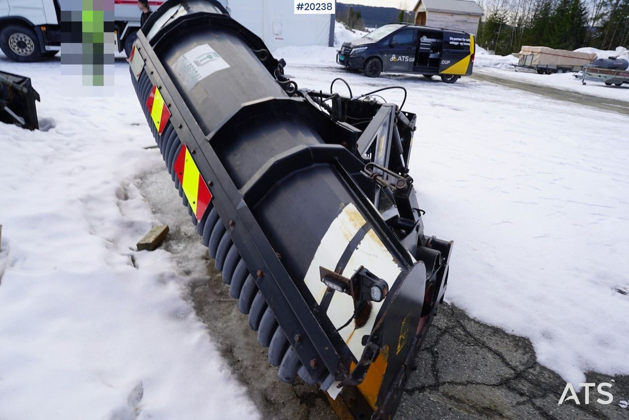 Tellefsdal Plog - Implemento para Camión: foto 1 Tellefsdal Plog - Implemento para Camión: foto 1