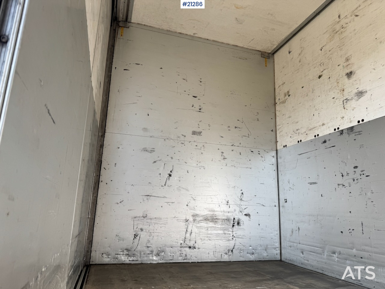 Caja cerrada remolque Limetec skapslep: foto 16 Caja cerrada remolque Limetec skapslep: foto 16