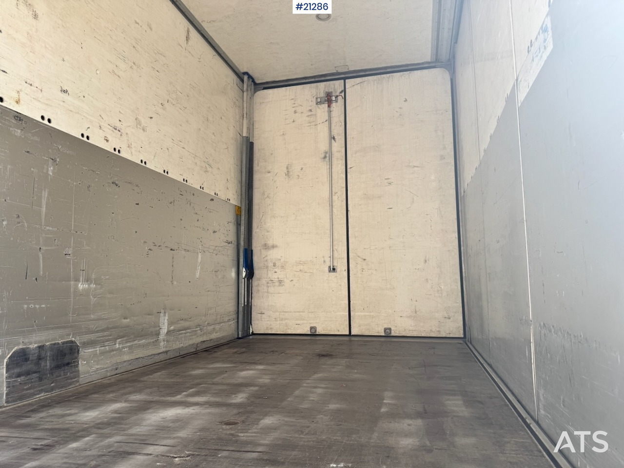 Caja cerrada remolque Limetec skapslep: foto 17 Caja cerrada remolque Limetec skapslep: foto 17