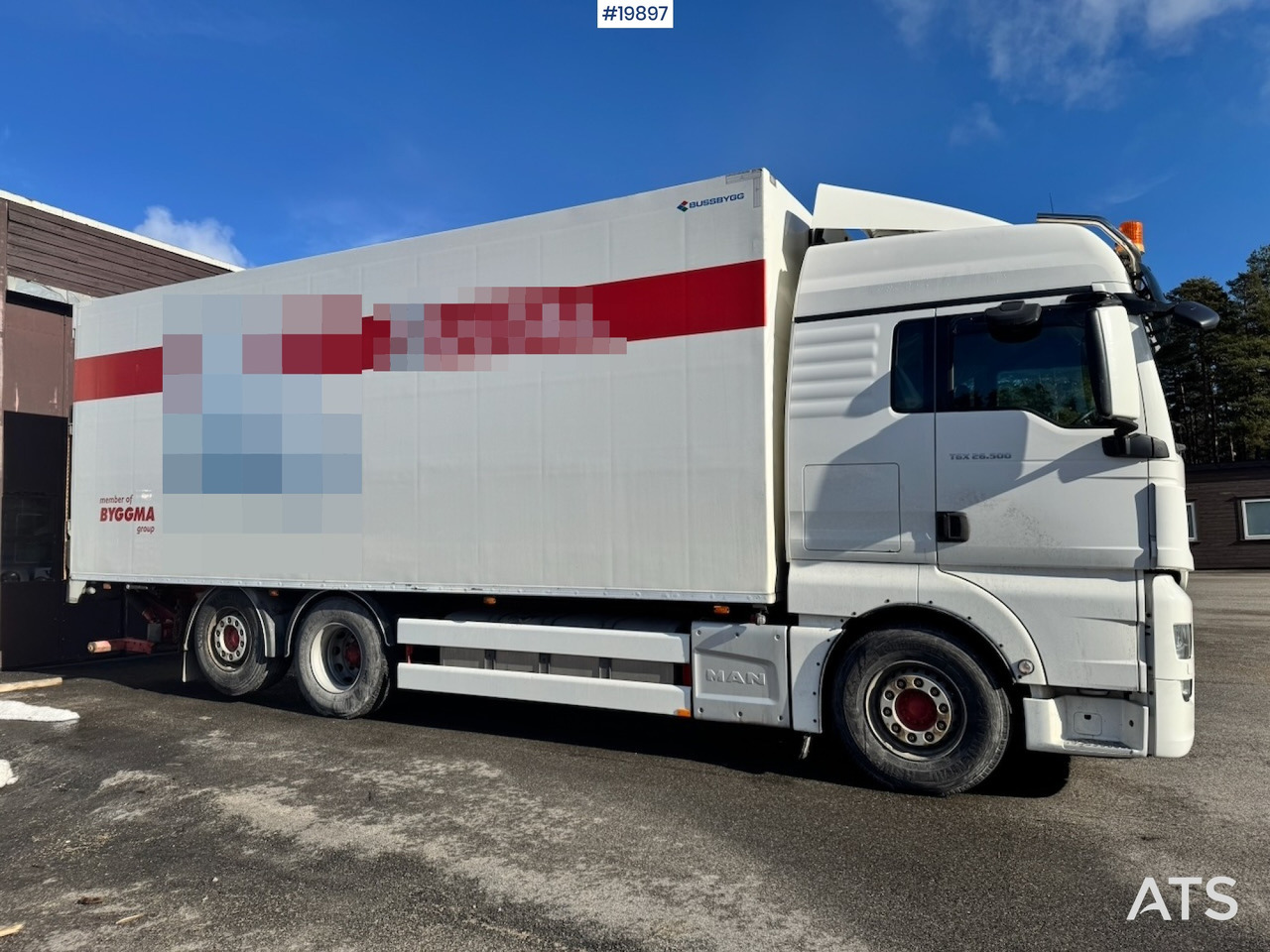 MAN TGX 26.500 - Camión caja cerrada: foto 5 MAN TGX 26.500 - Camión caja cerrada: foto 5