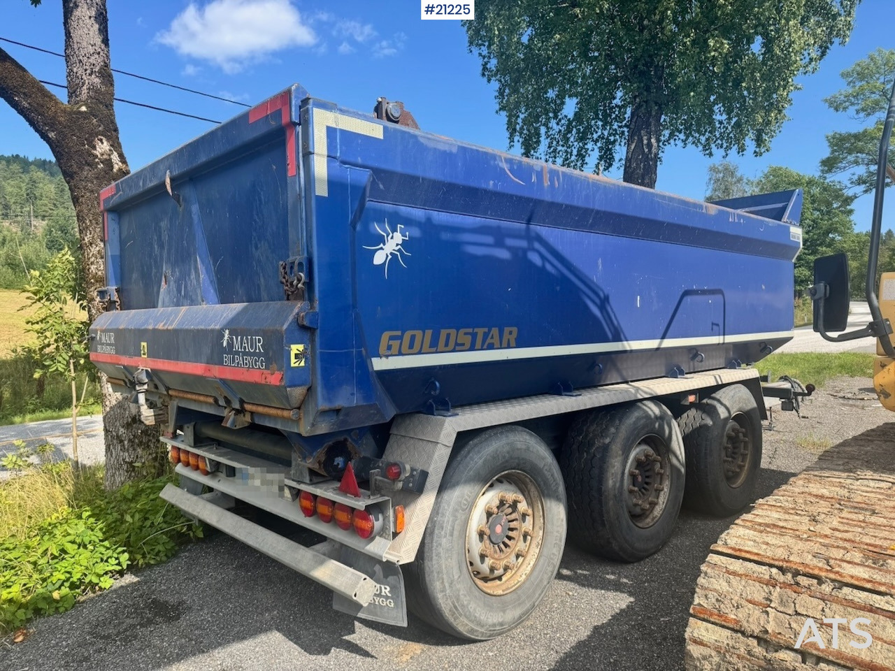 Maur Trippelkjerre - Volquete remolque: foto 2 Maur Trippelkjerre - Volquete remolque: foto 2