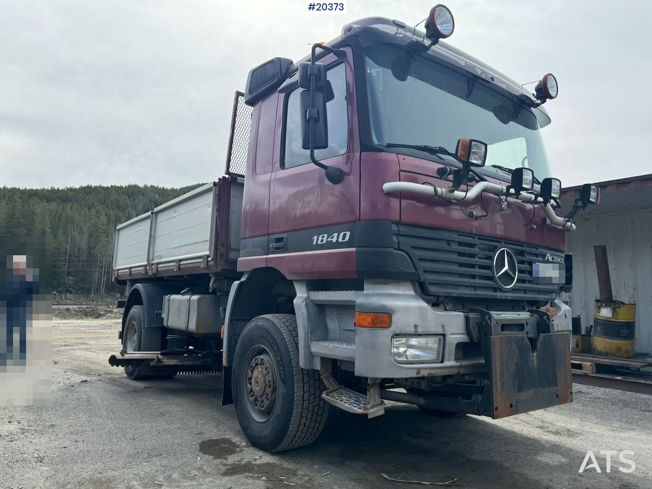 Mercedes Actros 1840 - Volquete camión: foto 1 Mercedes Actros 1840 - Volquete camión: foto 1