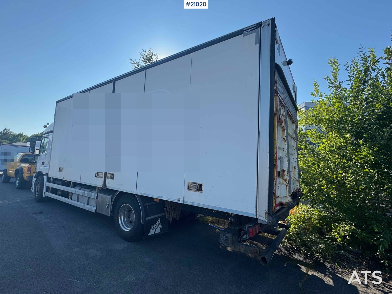 Mercedes Actros - Camión caja cerrada: foto 4 Mercedes Actros - Camión caja cerrada: foto 4
