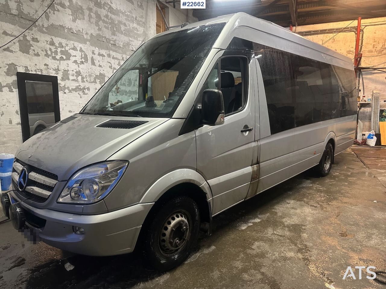 Mercedes Sprinter m/ 15+1+1 seter m/ 2 sett dekk - Minibús, Furgoneta de pasajeros: foto 1 Mercedes Sprinter m/ 15+1+1 seter m/ 2 sett dekk - Minibús, Furgoneta de pasajeros: foto 1