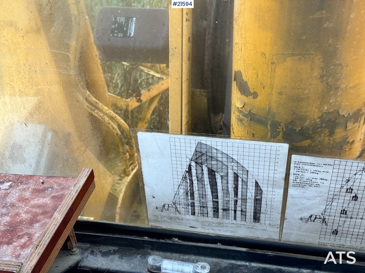 Autogrúa Moelven Moelven 694 m/ 2 forlengere og 2 kroker.: foto 42 Autogrúa Moelven Moelven 694 m/ 2 forlengere og 2 kroker.: foto 42