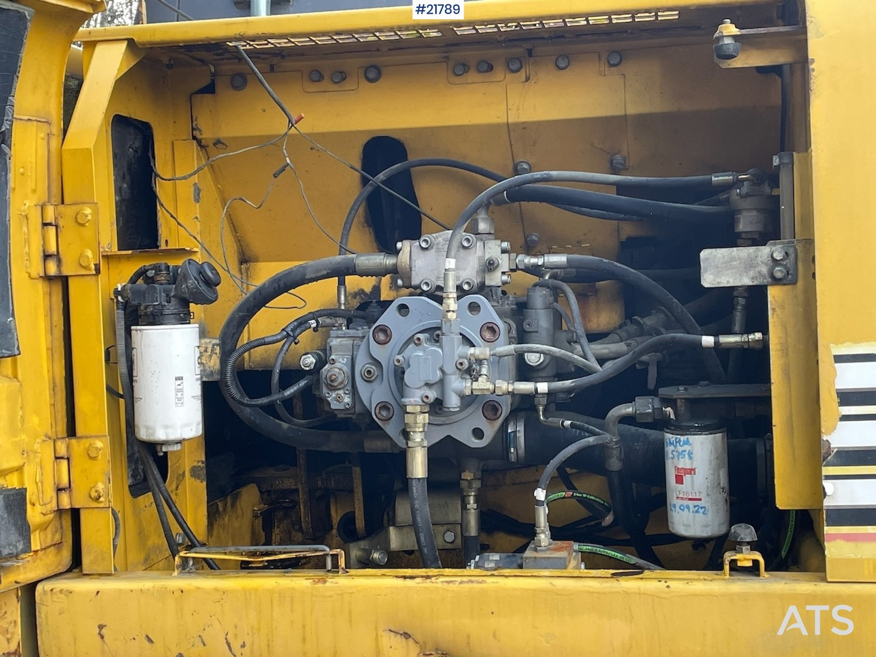 Excavadora de cadenas New Holland E265 med graveskuffe: foto 32