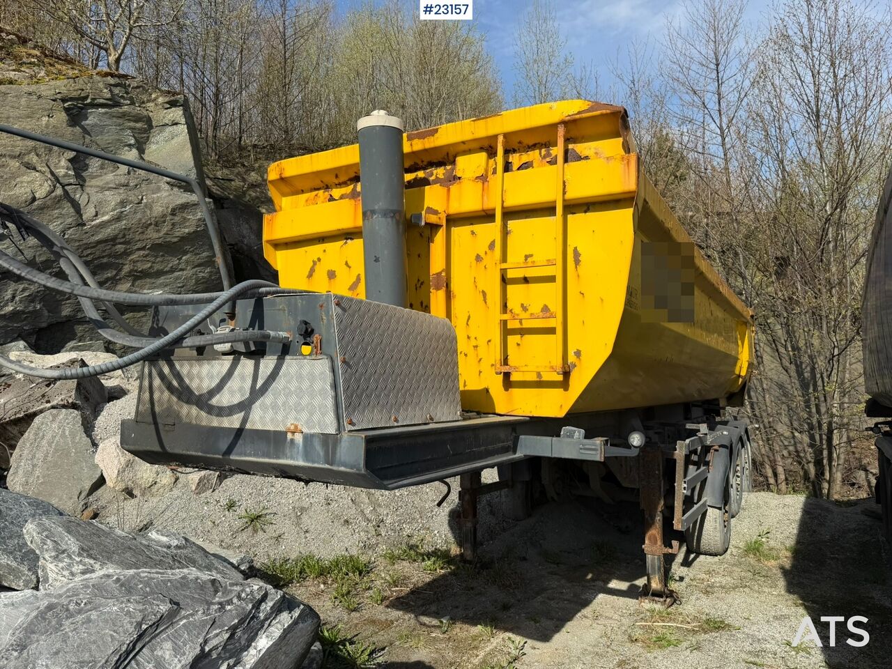 Maur bilpåbygg 3 akslet tippsemi Rep.objekt - Remolque: foto 1 Maur bilpåbygg 3 akslet tippsemi Rep.objekt - Remolque: foto 1
