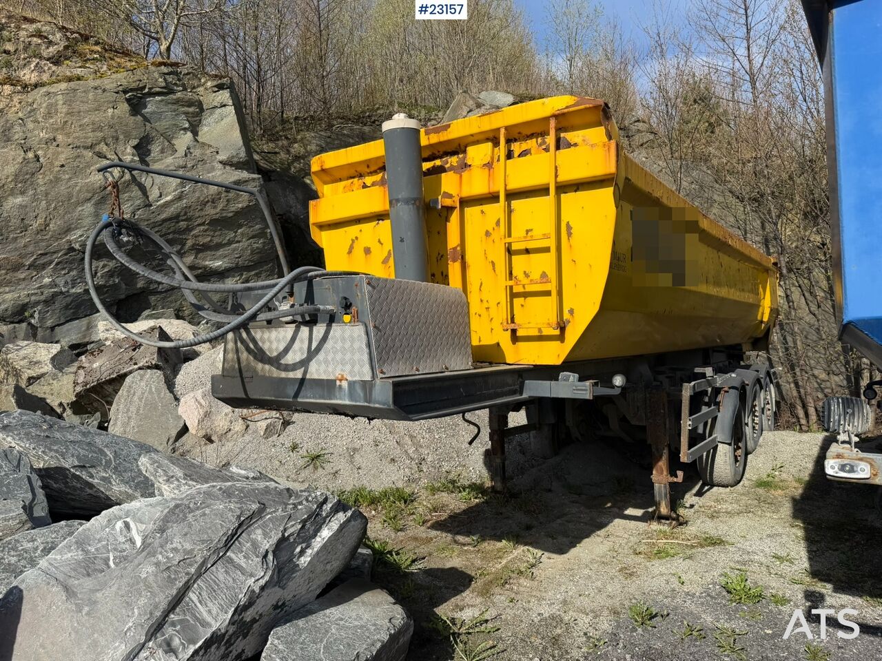 Maur bilpåbygg 3 akslet tippsemi Rep.objekt - Remolque: foto 2 Maur bilpåbygg 3 akslet tippsemi Rep.objekt - Remolque: foto 2