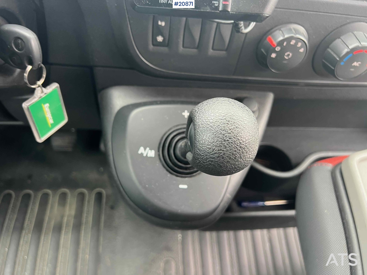 Minibús, Furgoneta de pasajeros Renault DCI 125: foto 35