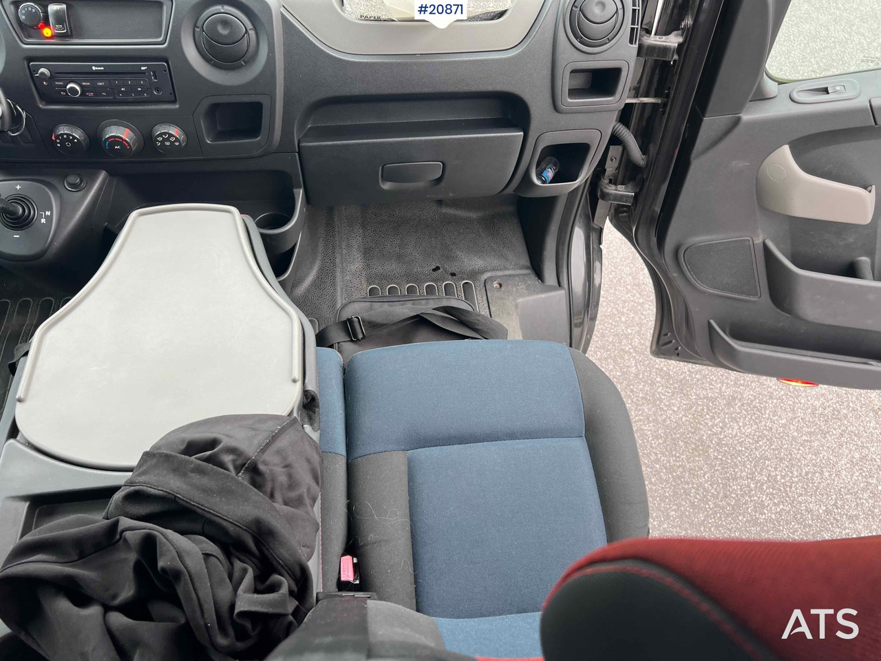 Minibús, Furgoneta de pasajeros Renault DCI 125: foto 28