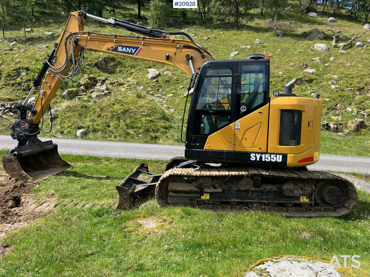 Excavadora de cadenas SANY sy155U: foto 13