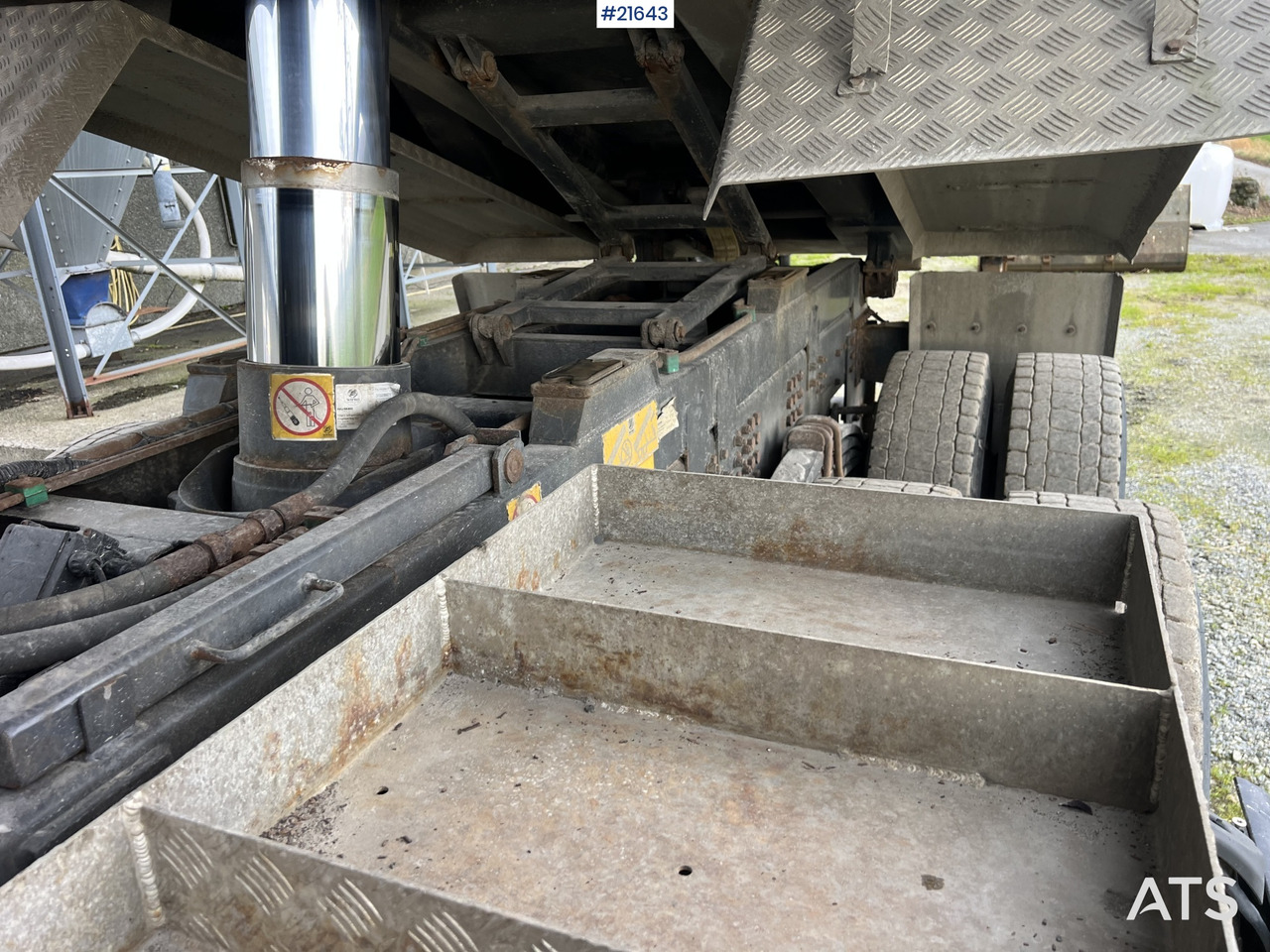 Volquete camión Scania R560 6x4 Tippbil: foto 24 Volquete camión Scania R560 6x4 Tippbil: foto 24