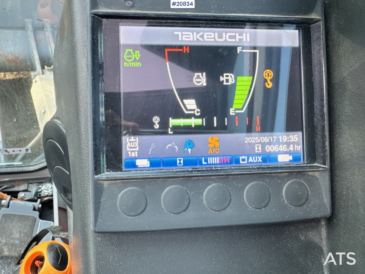 Miniexcavadora Takeuchi TB290-2: foto 34 Miniexcavadora Takeuchi TB290-2: foto 34