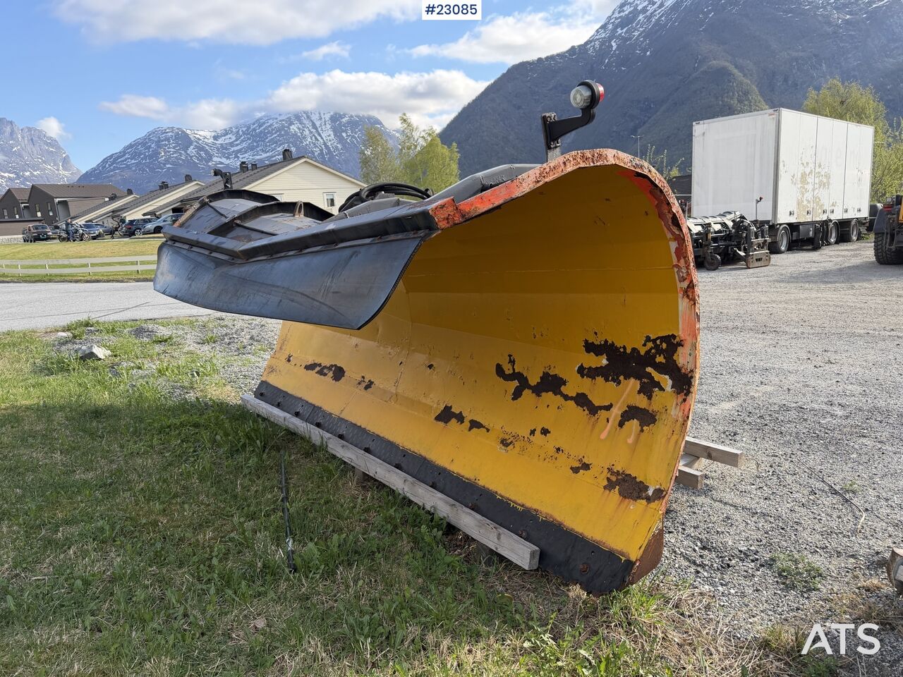 Tellefsdal 3300 snøplog - solid industriplog - hydraulisk - Cuchilla quitanieves: foto 1 Tellefsdal 3300 snøplog - solid industriplog - hydraulisk - Cuchilla quitanieves: foto 1