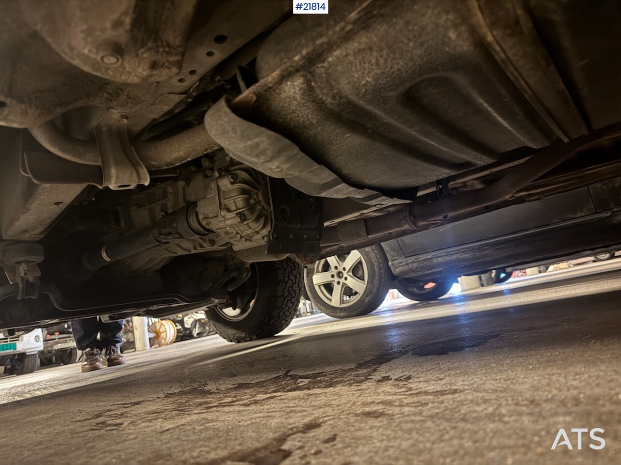 Furgón Toyota HIACE: foto 8