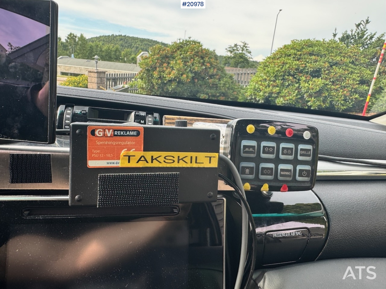 Pick-up Toyota HILUX: foto 42