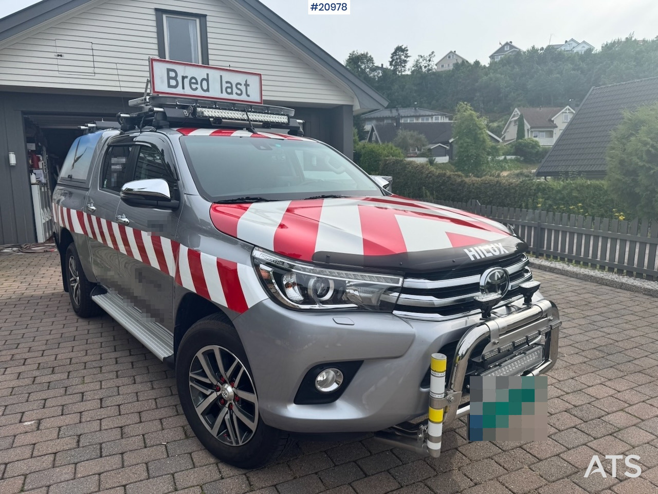 Pick-up Toyota HILUX: foto 8