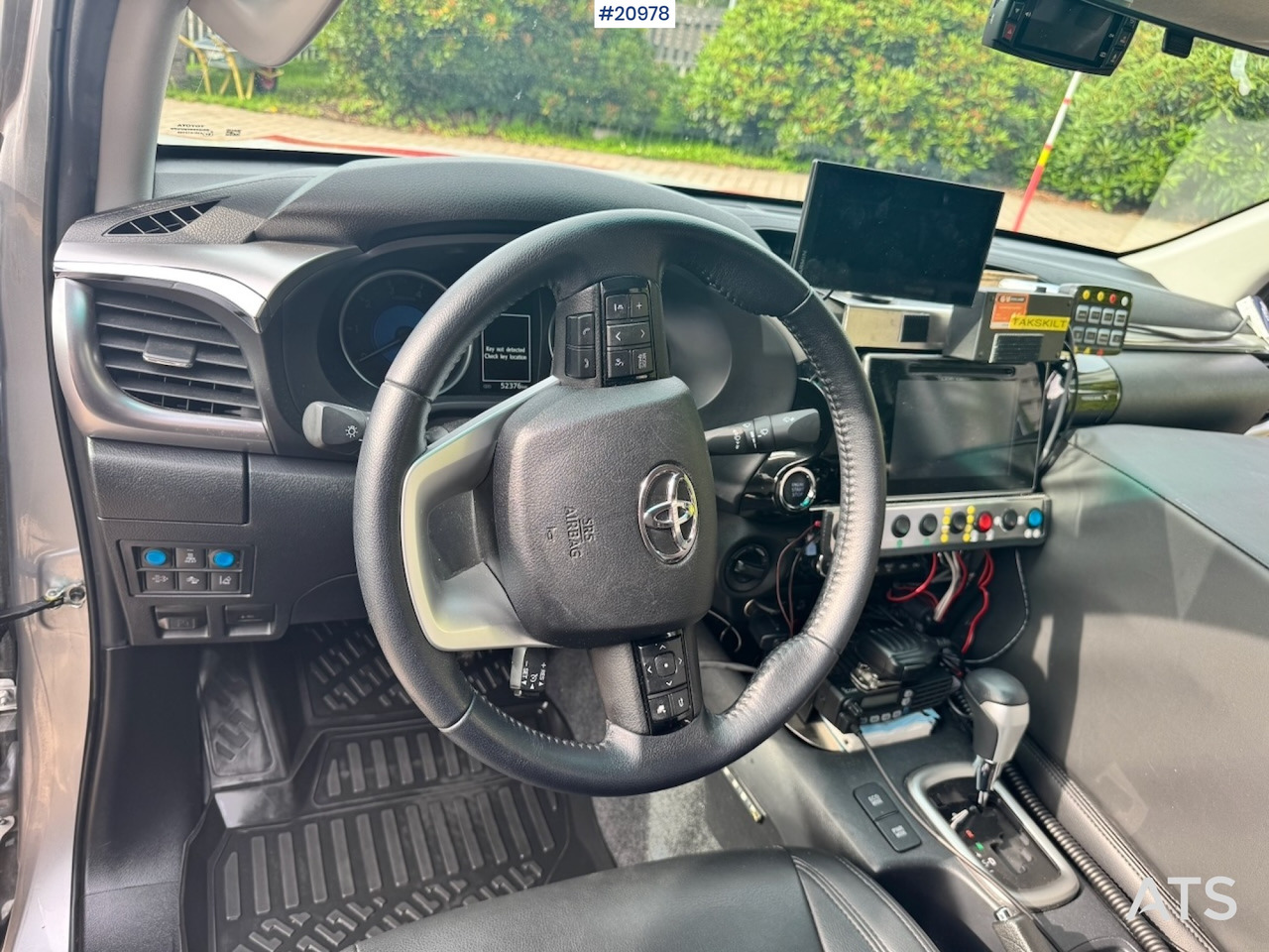 Pick-up Toyota HILUX: foto 38