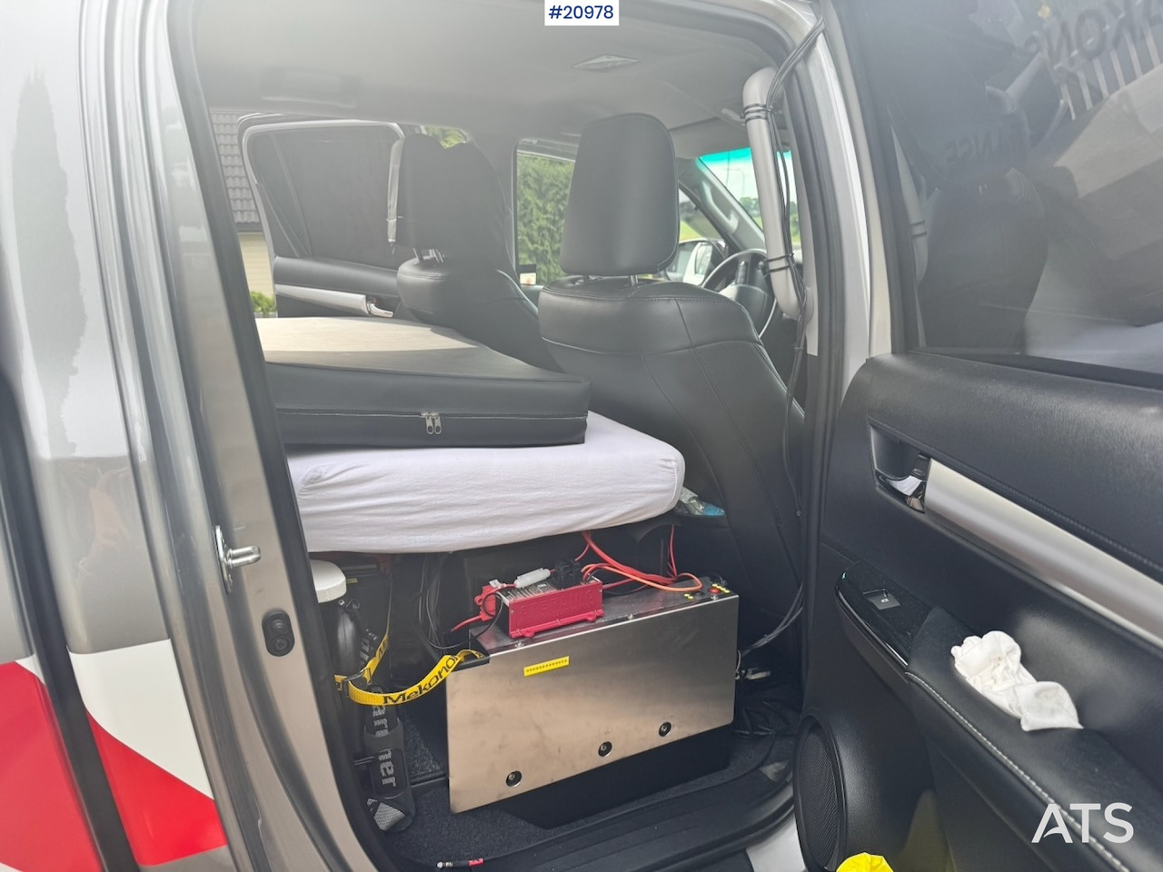 Pick-up Toyota HILUX: foto 29