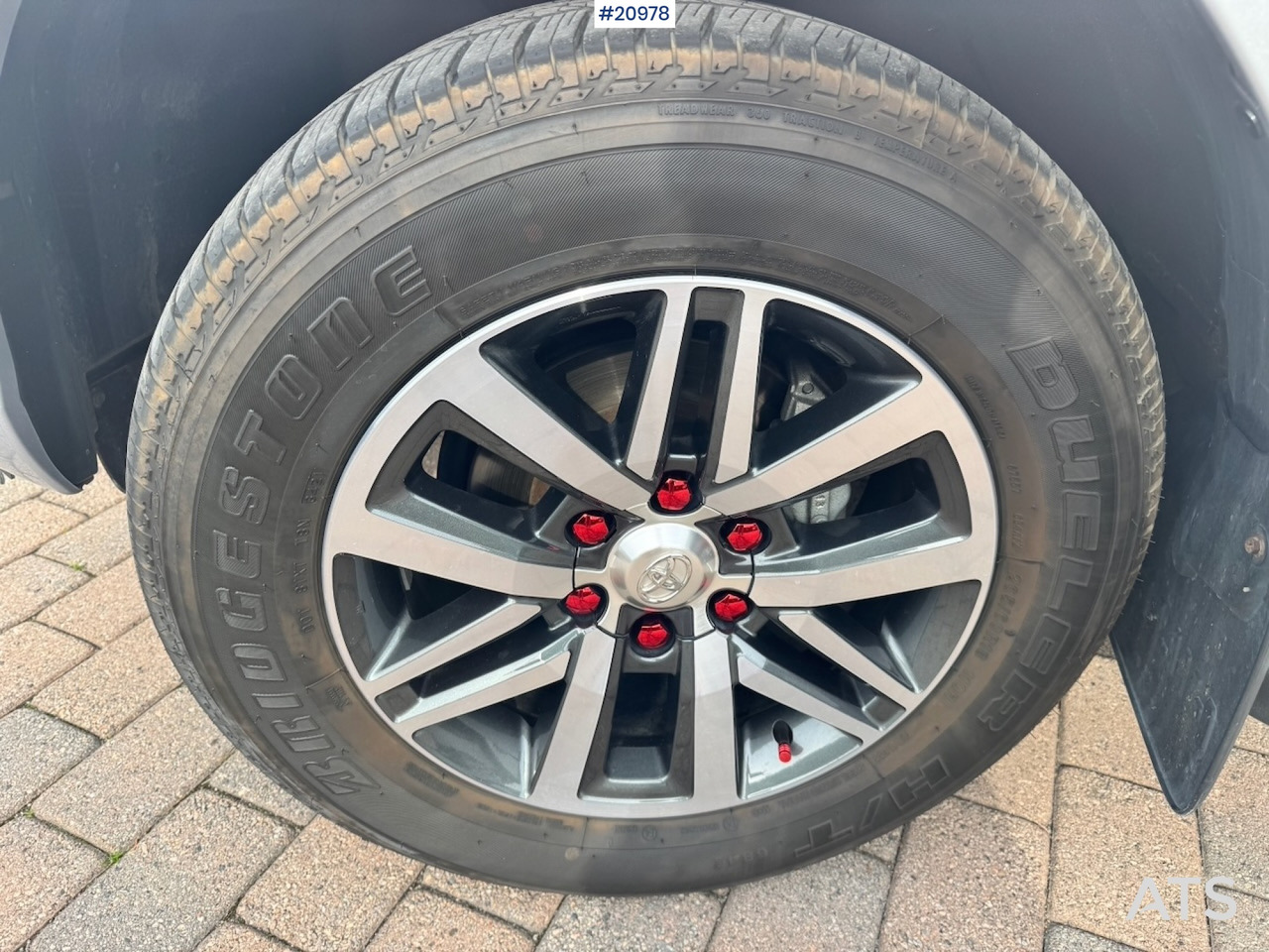 Pick-up Toyota HILUX: foto 16