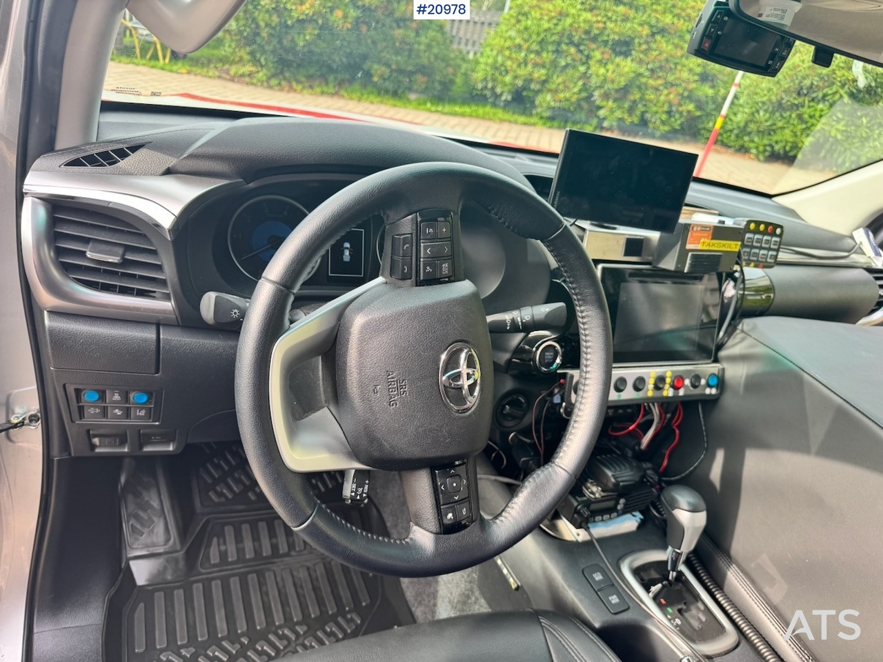 Pick-up Toyota HILUX: foto 44