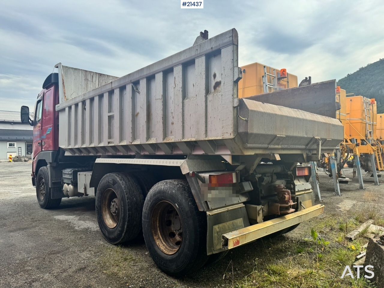 Volvo FH12 420 - Volquete camión: foto 3 Volvo FH12 420 - Volquete camión: foto 3