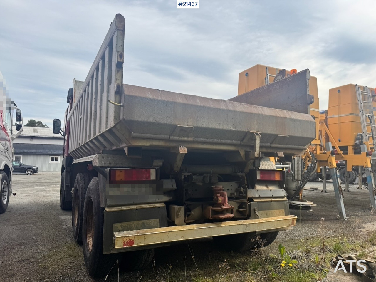 Volvo FH12 420 - Volquete camión: foto 4 Volvo FH12 420 - Volquete camión: foto 4