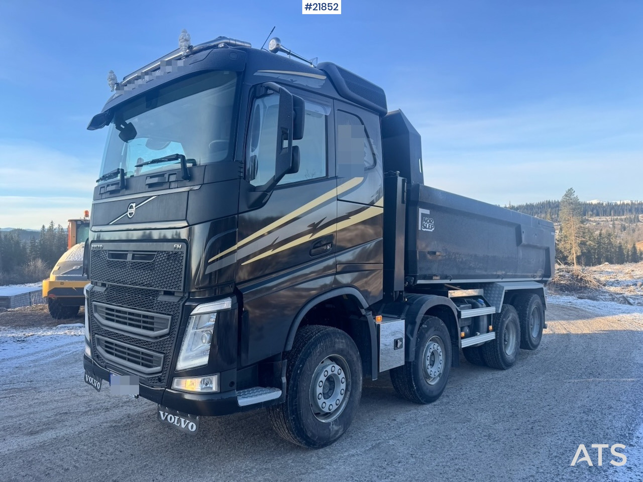Volvo FH540 8x4 Tippbil. 126 000 km! SE VIDEO - Volquete camión: foto 2 Volvo FH540 8x4 Tippbil. 126 000 km! SE VIDEO - Volquete camión: foto 2