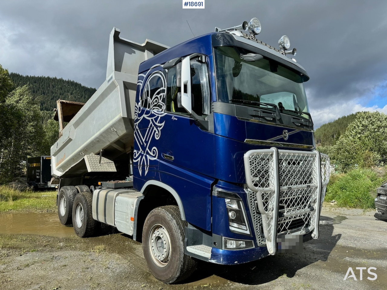 Volvo FH650 - Volquete camión: foto 1 Volvo FH650 - Volquete camión: foto 1