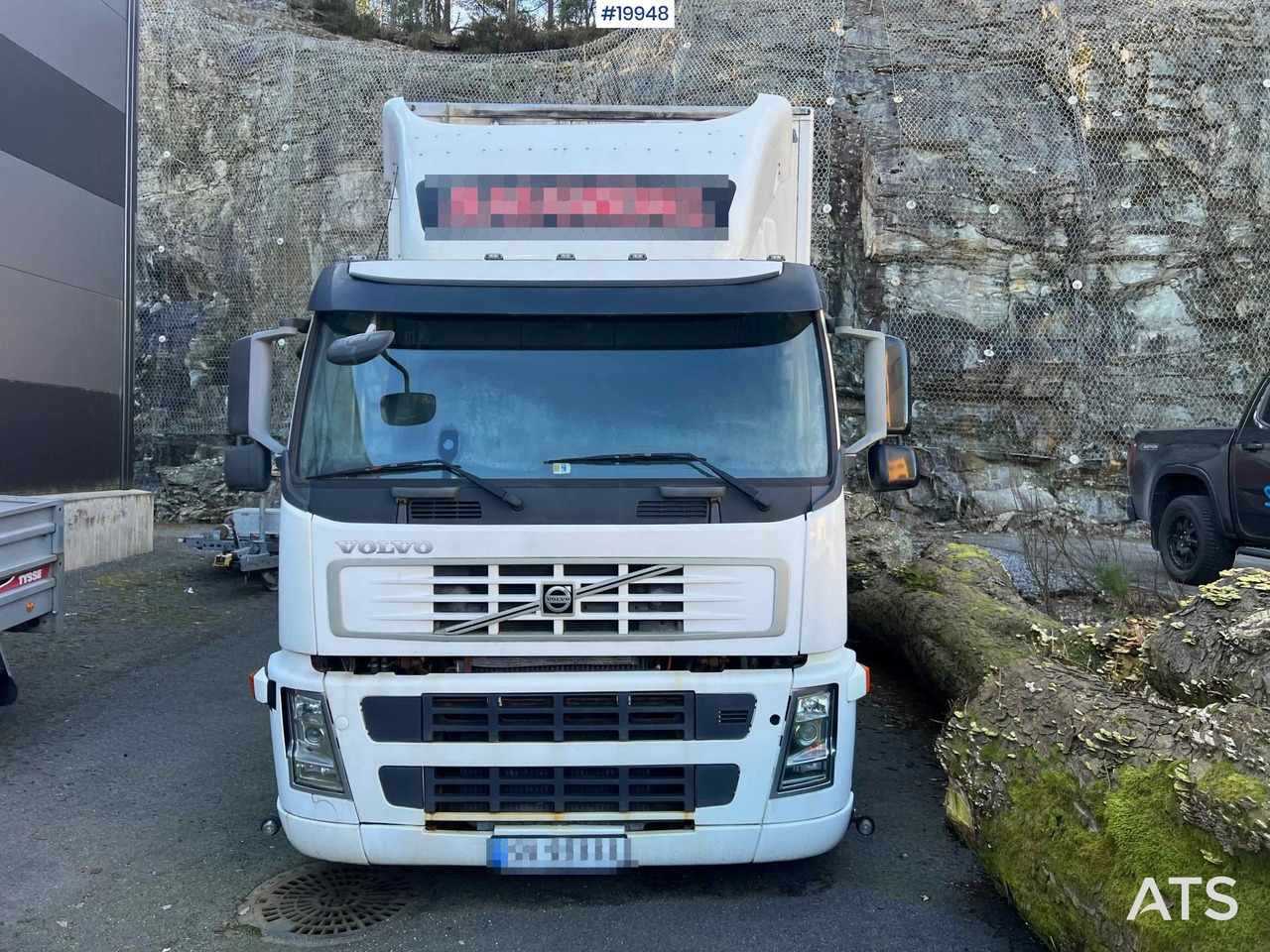 Volvo FM450 - Camión caja cerrada: foto 5 Volvo FM450 - Camión caja cerrada: foto 5