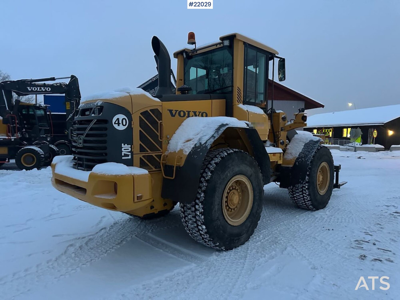 Volvo L70F hjullaster m/ vinter- og sommerdekk og planeringskuffe. En eier! Se video - Cargadora de ruedas: foto 4 Volvo L70F hjullaster m/ vinter- og sommerdekk og planeringskuffe. En eier! Se video - Cargadora de ruedas: foto 4
