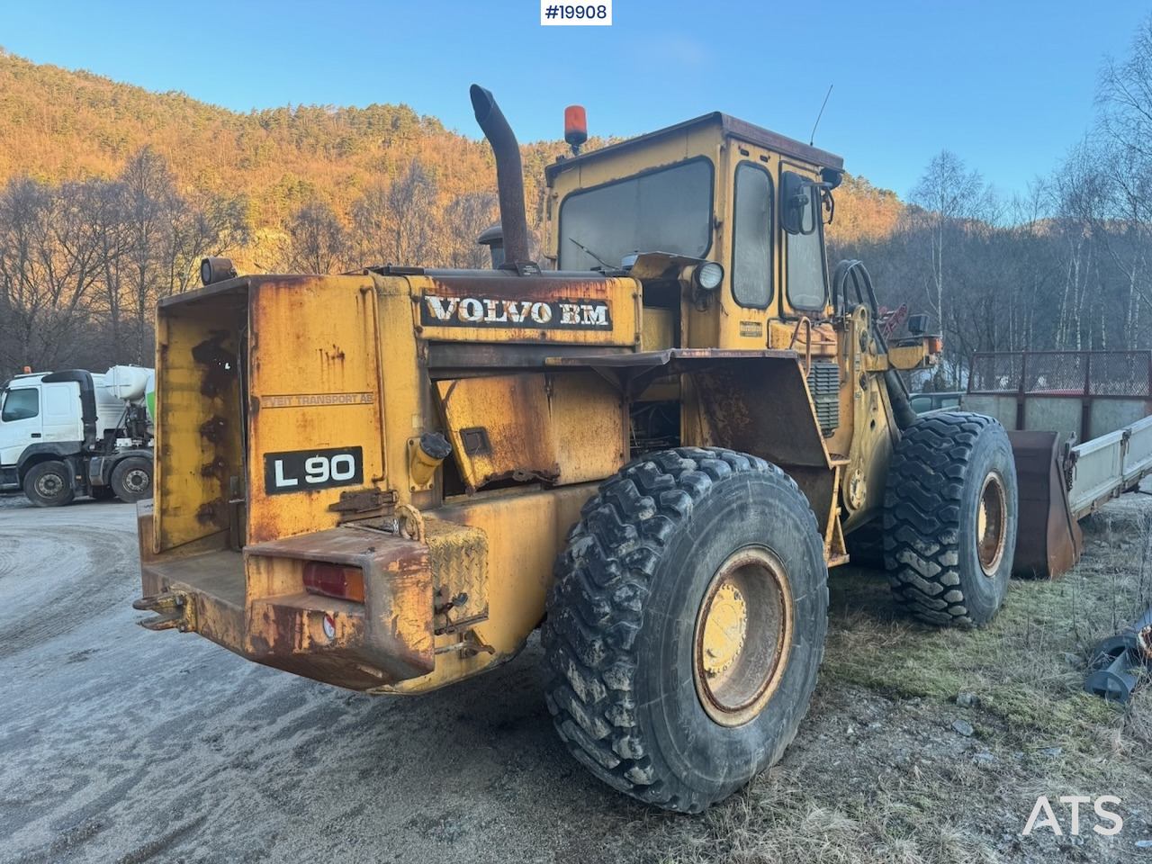 Volvo L90 Hjullaster m/ Skuffe - Cargadora de ruedas: foto 4 Volvo L90 Hjullaster m/ Skuffe - Cargadora de ruedas: foto 4