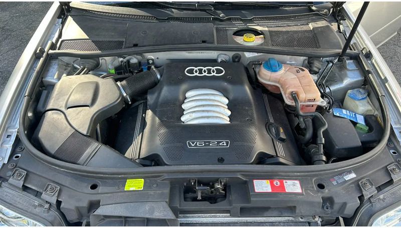 Coche Audi 2.4 Benzine V6: foto 6