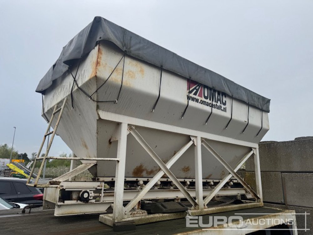 1988 JUMBO TV280C Tri-axle Split Spreader Trailer, Watertank, Hatz 1D41C engine, Conveyorbelt (Dutch Export Docs. Available) - Isotérmico remolque: foto 2 1988 JUMBO TV280C Tri-axle Split Spreader Trailer, Watertank, Hatz 1D41C engine, Conveyorbelt (Dutch Export Docs. Available) - Isotérmico remolque: foto 2