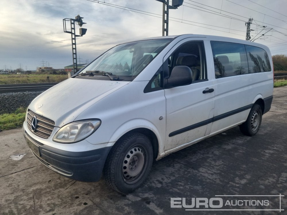 2005 Mercedes Benz Vito - Furgoneta combi: foto 1 2005 Mercedes Benz Vito - Furgoneta combi: foto 1