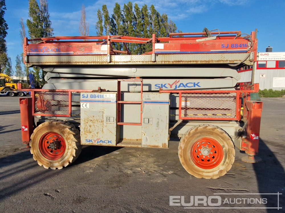 2006 SkyJack SJ8841 - Plataforma elevadora: foto 2 2006 SkyJack SJ8841 - Plataforma elevadora: foto 2