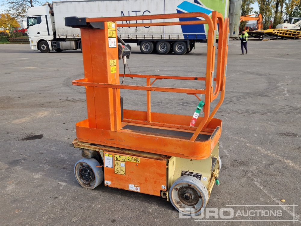 2012 JLG 1230ES - Plataforma de mástil vertical: foto 4 2012 JLG 1230ES - Plataforma de mástil vertical: foto 4