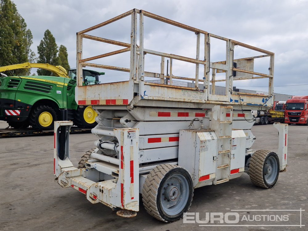 2013 Genie GS4390RT - Plataforma elevadora: foto 4 2013 Genie GS4390RT - Plataforma elevadora: foto 4