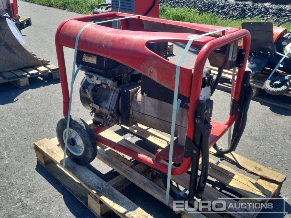 2015 SDMO WELDARC 200 - Generador industriale: foto 3 2015 SDMO WELDARC 200 - Generador industriale: foto 3