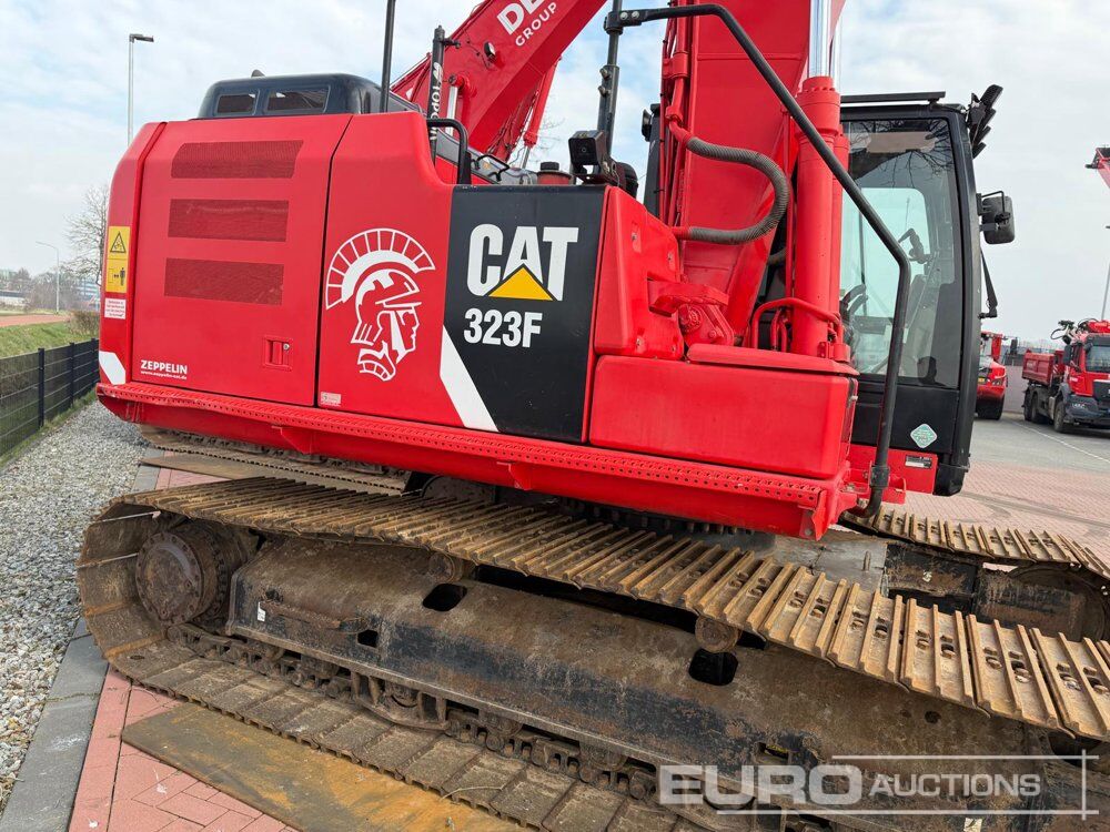 2017 CAT 323F - Excavadora de cadenas: foto 2 2017 CAT 323F - Excavadora de cadenas: foto 2