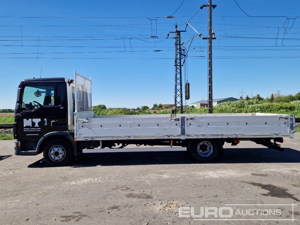2018 MAN TGL 8.220 - Volquete camión: foto 2 2018 MAN TGL 8.220 - Volquete camión: foto 2