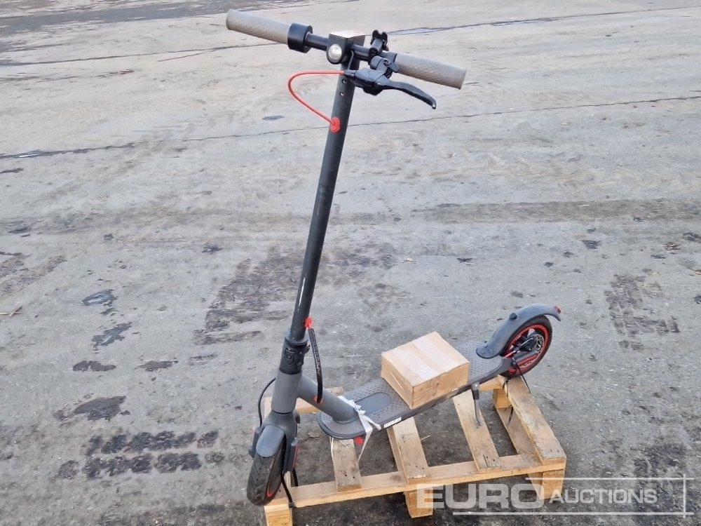 2021 ROHS H7 Electric Scooter - Cuadrimoto: foto 1 2021 ROHS H7 Electric Scooter - Cuadrimoto: foto 1