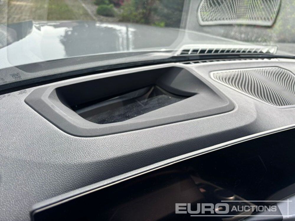 Coche 2023 BMW 3 Series: foto 17